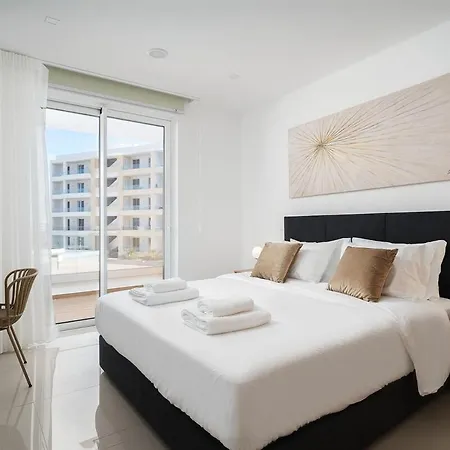 Apartment Blue Pearl Cosy