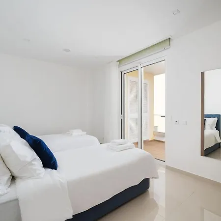 Apartment Blue Pearl Cosy